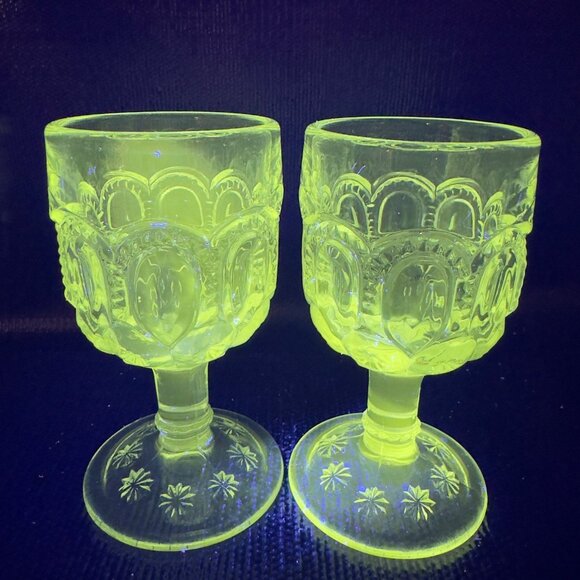 Antique Moon and Stars Palace Clear Goblet Cups Stems Set 2 Manganese 365nm UV - Picture 1 of 11